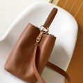 「#0155」Louis Vuitton  Capucines Souple M24620     38.0 x 23.0 x 16.0