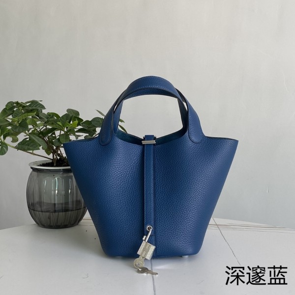 「#4344」 Hermes Deep Blue Silver Buckle Picotin Lock 18cm