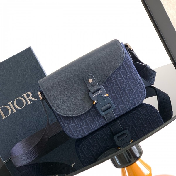 「#2022」dior 1ADPO049YKS  Navy blue  23 x 17.5 x 6CM