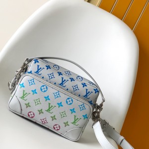 「#0169」Louis Vuitton   Monogram Archive  M13897  25.0 x 17.5 x 11.0