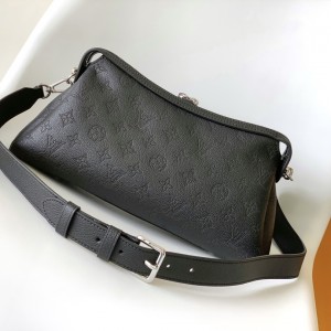 「#0174」Louis Vuitton  Mahina Hand It All  M24256 29.0 x 18.0 x 13.0