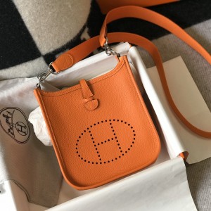 「#4047」 Hermès Orange Mini Evelyne 18cm