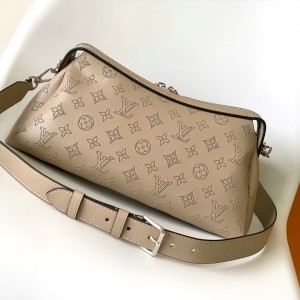 「#0176」Louis Vuitton  Mahina Hand It All  M24255 29.0 x 18.0 x 13.0