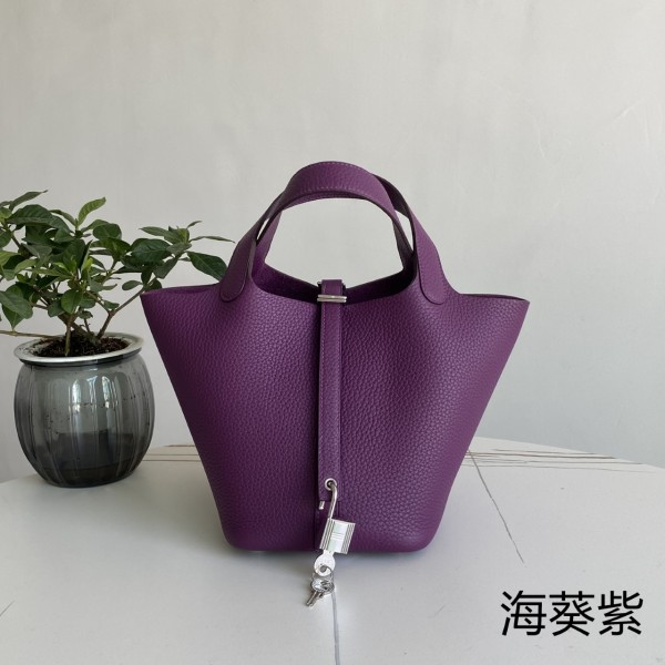 「#4399」 Hermès Anemone Purple Silver Buckle Picotin Lock 18cm
