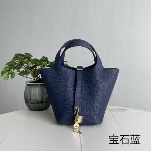 「#4411」 Hermès Sapphire Blue Gold Buckle Picotin Lock 18cm