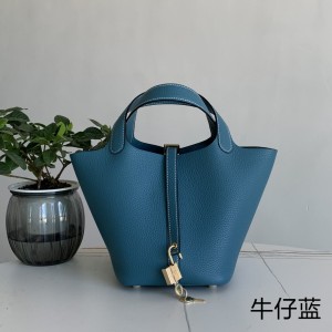 「#4415」 Hermès Denim Blue Gold Buckle Picotin Lock 18cm