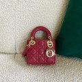 「#2235」 dior 3305 red 12×10×5cm