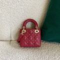「#2235」 dior 3305 red 12×10×5cm