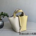 「#4434」 Hermes Milkshake White Chicken Gold Buckle Picotin Lock 18cm