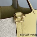 「#4434」 Hermes Milkshake White Chicken Gold Buckle Picotin Lock 18cm