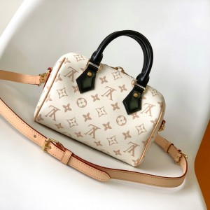「#0197」Louis Vuitton  SPEEDY BANDOULIÈRE 20 M46906  20.5 x 13.5 x 12