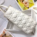 「#2250」 dior M0566 Whiter 32 x 25 x 11cm 「#2250」 dior M0566 Whiter 32 x 25 x 11cm