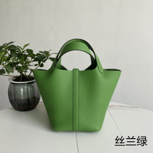 「#4463」 Hermes Yucca Green Silver Buckle 18cmPicotin Lock 18cm