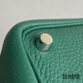 「#4465」 Hermès Velvet Green Silver Buckle 18cmPicotin Lock 18cm