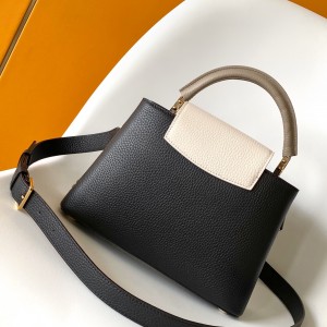 「#0230」Louis Vuitton  Capucines  M25386  27.0 x 17.3 x 9.0