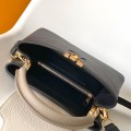 「#0230」Louis Vuitton  Capucines  M25386  27.0 x 17.3 x 9.0