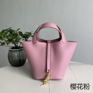 「#4477」 Hermes Sakura Pink Gold Buckle 18cm Picotin Lock 18cm