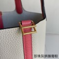 「#4486」 Hermès Pearl Grey Lipstick Pink Gold Buckle 18cm Picotin Lock 18cm