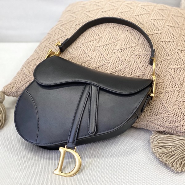 「#2254」 dior 3351 Black Bull 25×6×20cm 「#2254」 dior 3351 Black Bull 25×6×20cm