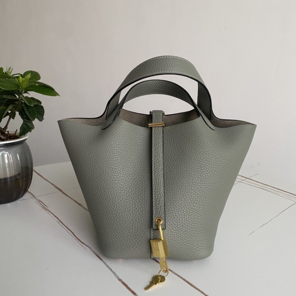 「#4503」 Hermès Light Blue Gold Buckle Picotin Lock 18cm