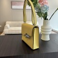 「#4522」 Hermes Pistol Bag Chick Yellow Verrou Epsom Leather Stainless Steel Hardware Semi-Handmade Wax Thread Sewing 21cm