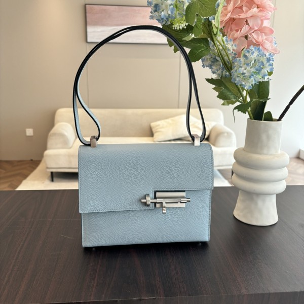「#4523」 Hermes Pistol Bag Haze Blue Verrou Epsom Leather Stainless Steel Hardware Semi-Handmade Wax Thread Sewing 21cm 「#4523」 Hermes Pistol Bag Haze Blue Verrou Epsom Leather Stainless Steel Hardware Semi-Handmade Wax Thread Sewing 21cm