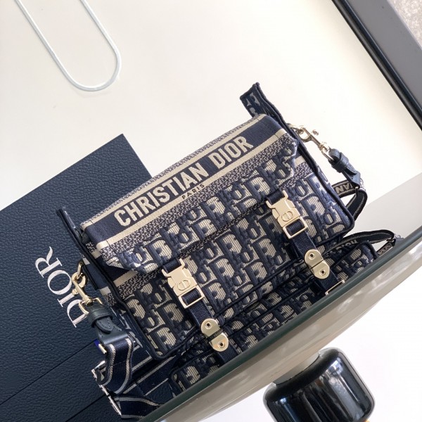 「#2029」dior 1241 Blue Trumpet 23x15x8cm 「#2029」dior 1241 Blue Trumpet 23x15x8cm