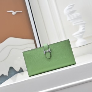 「#4551」 Hermes Green Suit Clip Epsom Leather 17*9cm