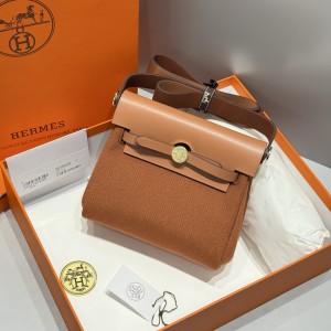 「#4586」 Hermes Golden Brown Gold Buckle HB20H Viking Canvas and Hunter Leather Shoulder Bag 20cm