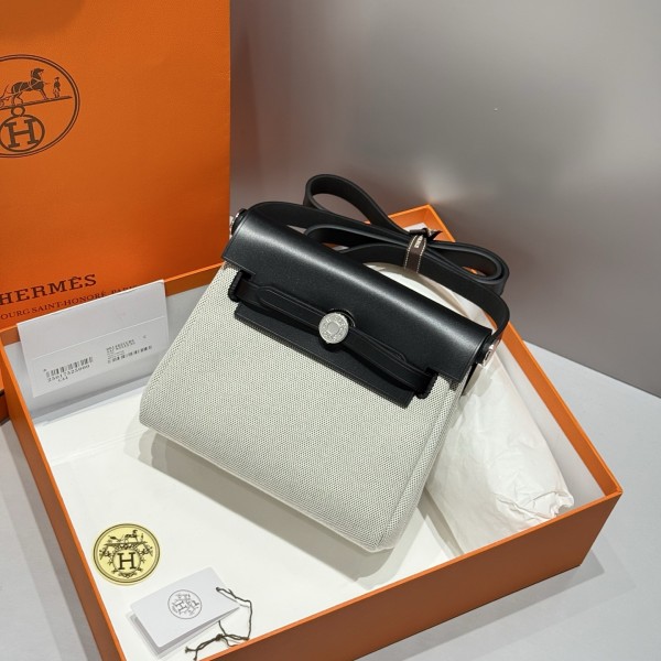 「#4588」 Hermes Panda Black Silver Buckle HB20H Viking Canvas and Hunter Leather Shoulder Bag 20cm