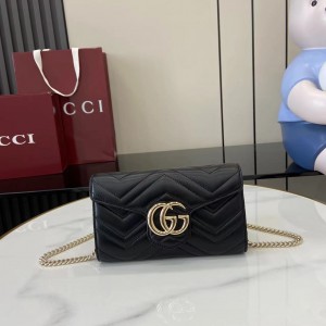 「#3016」GUCCI  GG Marmont 837745 20x 12x 4