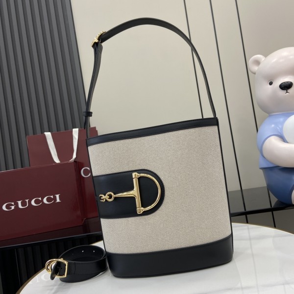 「#3035」GUCCI 73  833660 26x 27.5x 11.5