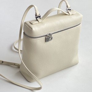 「#7012」Loro pian - L23.5 - 21cm*23.5cm*8cm - White