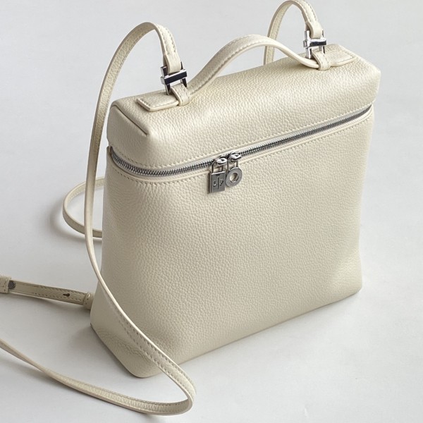 「#7012」Loro pian - L23.5 - 21cm*23.5cm*8cm - White