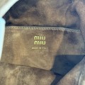 「#9006」 miumiu  Édition limitée + peau de mouton suédée  5BA295  24×37cm