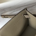 「#4086」 Hermès Trench Gray Mini Kelly Bag No. 1, Gold Buckle 22*14*7cm 「#4086」 Hermès Trench Gray Mini Kelly Bag No. 1, Gold Buckle 22*14*7cm