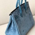 「#4697」Hermes BirkinM8Z7 Ocean Blue/Gold Buckle Swift Leather and Suede, Hand-sewn Wax Thread 25cm 「#4697」Hermes BirkinM8Z7 Ocean Blue/Gold Buckle Swift Leather and Suede, Hand-sewn Wax Thread 25cm