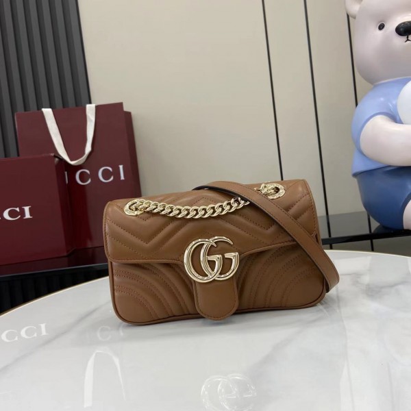 「#3130」GUCCI GG Marmont  446744 22x 13x 6