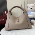 「#3172」GUCCI Softbit 837466  46x 26x 16