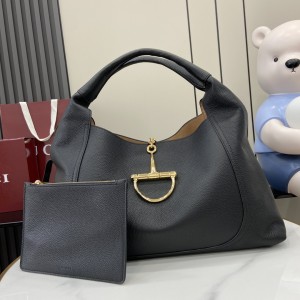 「#3222」GUCCI  Softbit 837466 46x 26x 16