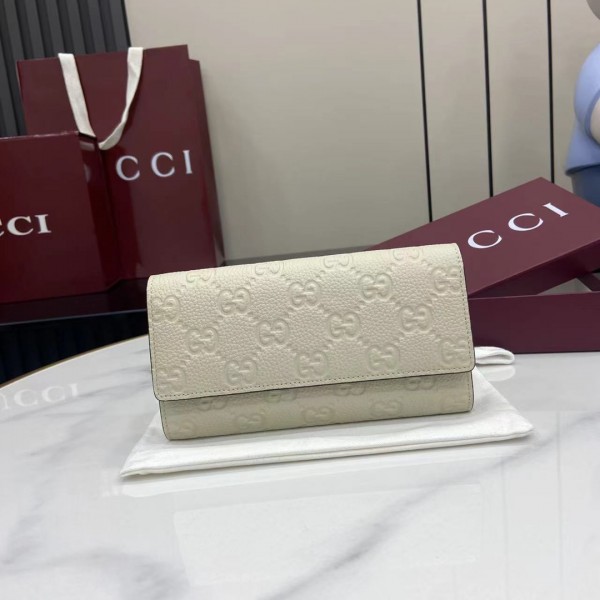 「#3238」GUCCI GG Emblem 815922 19x 10 x 2.5