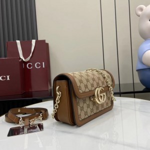 「#3258」GUCCI Go 826761 21.5x 14x 9