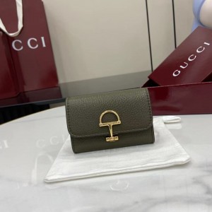 「#3298」GUCCI Softbit  828148 10.5x 7x 3