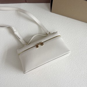 「#7070」Loro pian Extra Pocket L19 gold buckle - FAI8393 - 19x6.5x11cm - Tender white