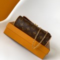 「#0266」Louis VuittonHide  Pochette Camille  M13566  11 x 6 x 20.5