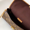 「#0266」Louis VuittonHide  Pochette Camille  M13566  11 x 6 x 20.5