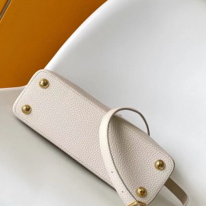 「#0274」Louis Vuitton Capucines M25087  27.0 x 17.3 x 9.0