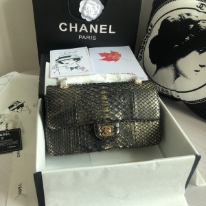 「#10091」Chanel South African python leather custom model with full deerskin lining 01112 25.5*7*16CM