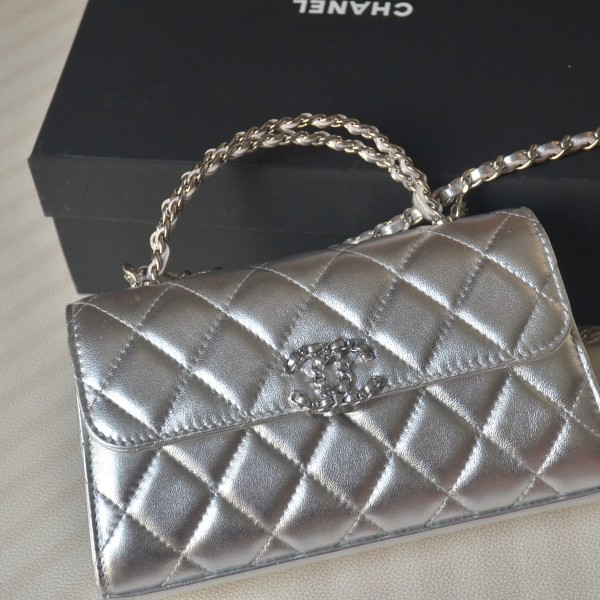 「#10154」Chanel 23p Chanel Dark Horse Kelly Long Handle Bag 19*10*4.5cm