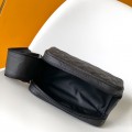 「#0305」Louis Vuitton  Louis Vuitton Dopp Kit  M12643 28.0 x 15.0 x 16.5